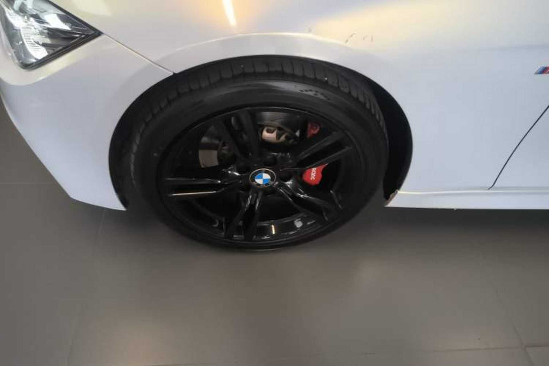 Used BMW 3 Series 2019 320i M Sport Night Edition Left Front Wheel Hub