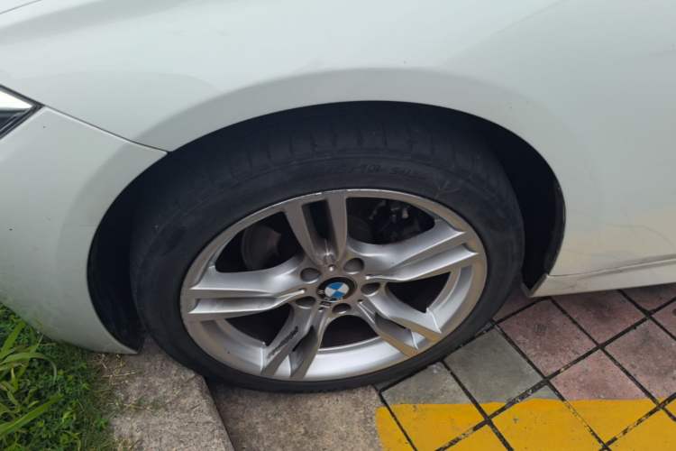 Used BMW 3 Series 2019 320Li M Sport Package Left Front Wheel Hub