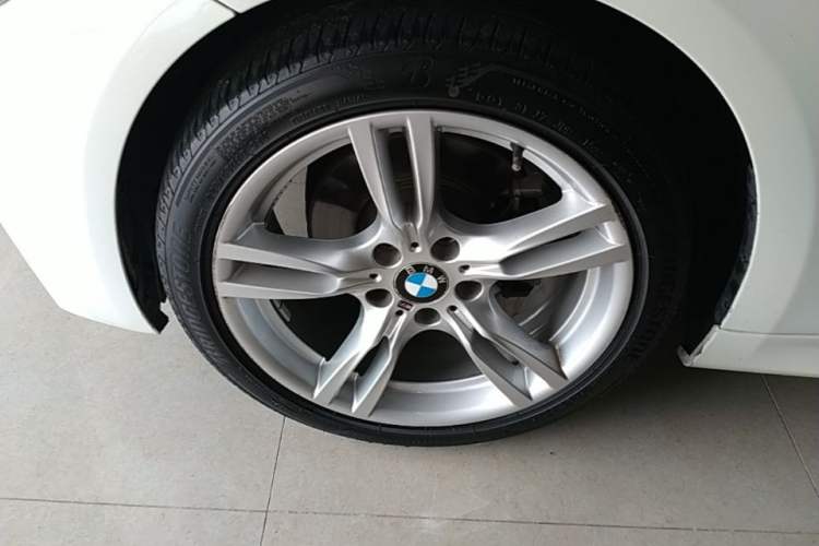 Used BMW 3 Series 2019 320Li M Sport Package Left Front Wheel Hub