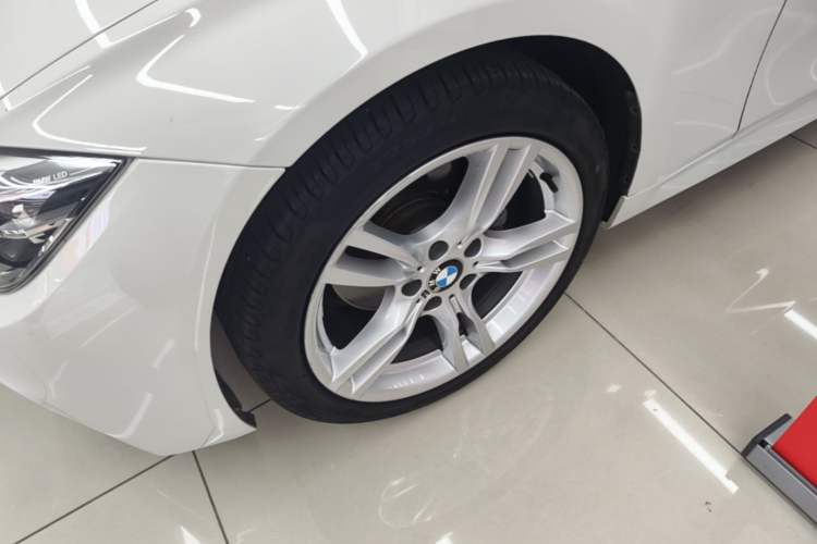 Used BMW 3 Series 2019 320Li M Sport Package Left Front Wheel Hub