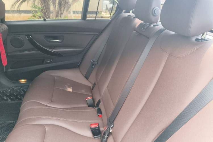 Used BMW 3 Series 2019 320Li Fashion Model Left Rear Seat