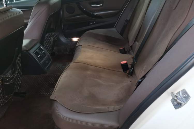 Used BMW 3 Series 2019 320Li Fashion Model Left Rear Seat