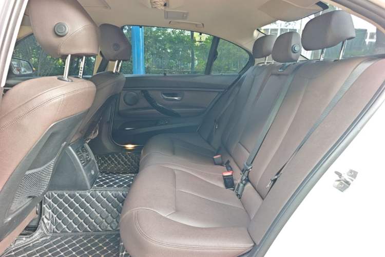 Used BMW 3 Series 2019 320Li Fashion Model Left Rear Seat