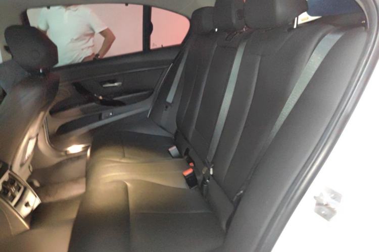 Used BMW 3 Series 2019 320Li Fashion Model Left Rear Seat