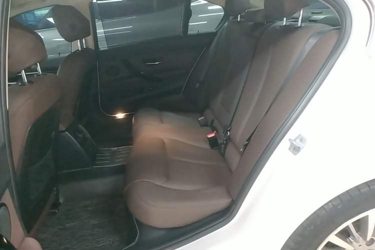 Used BMW 3 Series 2019 320Li Fashion Model Left Rear Seat
