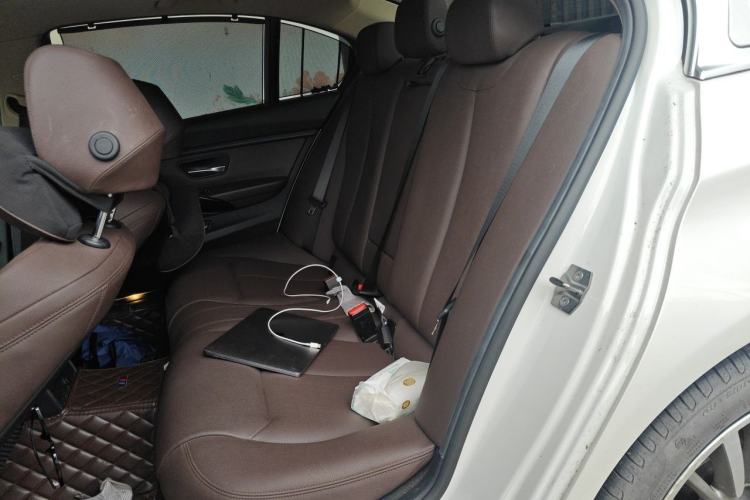 Used BMW 3 Series 2019 320Li Fashion Model Left Rear Seat