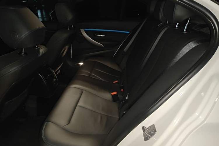 Used BMW 3 Series 2019 320i M Sport Package Left Rear Seat