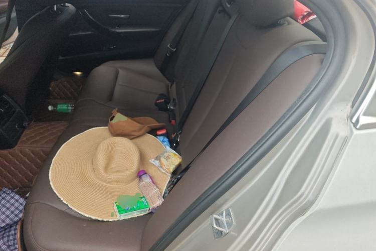 Used BMW 3 Series 2019 320Li Fashion Model Left Rear Seat