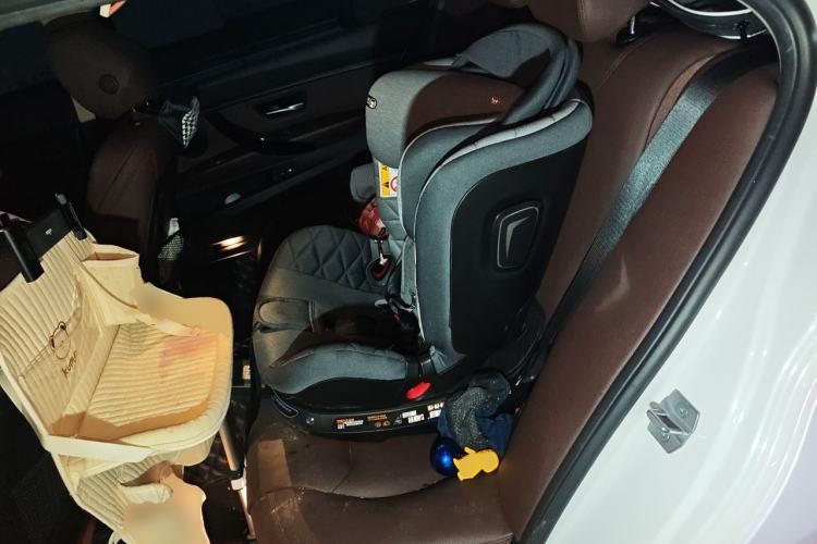 Used BMW 3 Series 2019 320Li Fashion Model Left Rear Seat