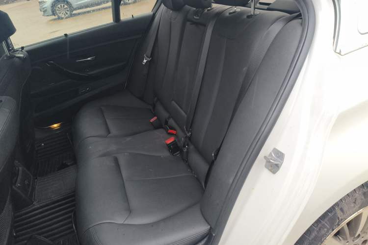 Used BMW 3 Series 2019 320Li Fashion Model Left Rear Seat
