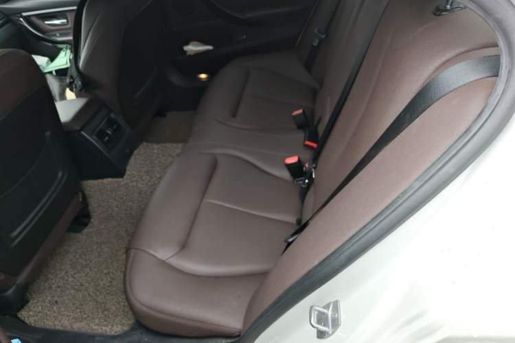 Used BMW 3 Series 2019 320Li Fashion Model Left Rear Seat