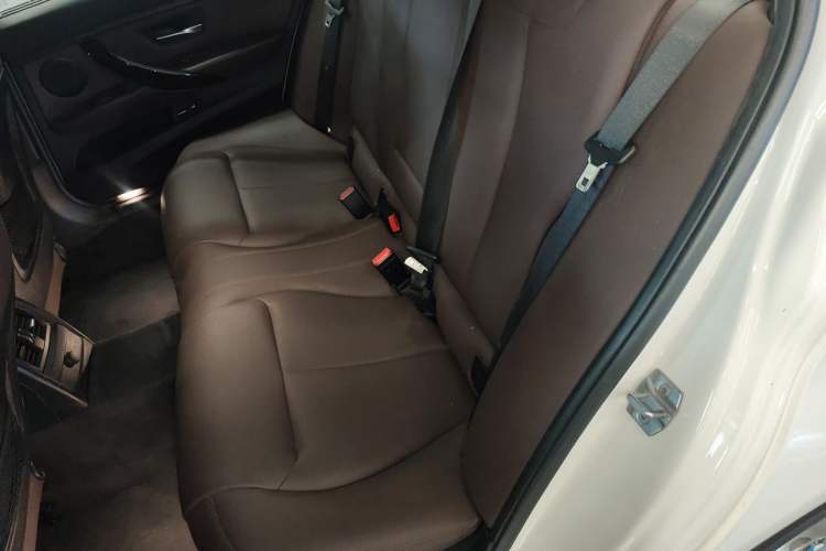 Used BMW 3 Series 2019 320Li M Sport Package Left Rear Seat