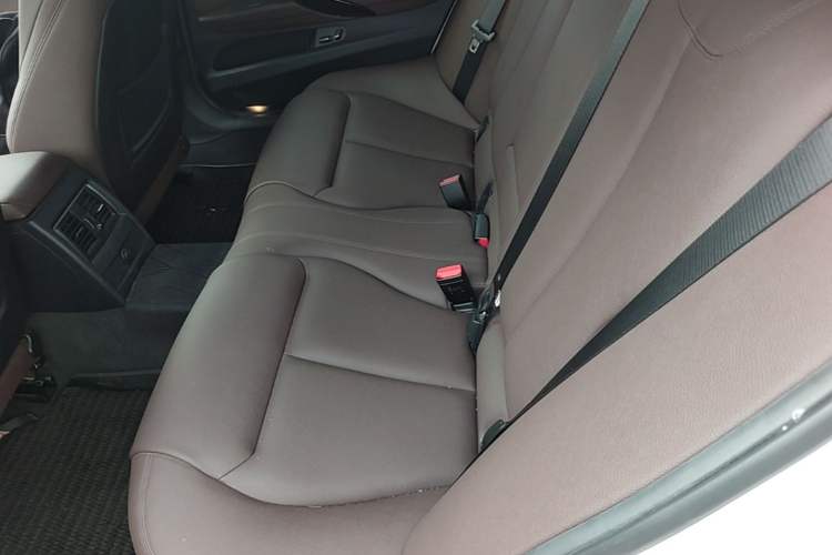 Used BMW 3 Series 2019 320Li M Luxury Package Left Rear Seat