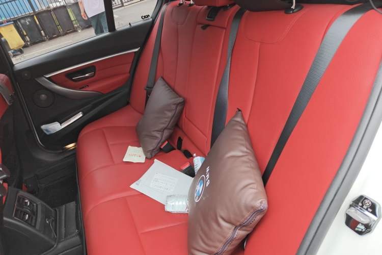 Used BMW 3 Series 2019 320i M Sport Package Left Rear Seat