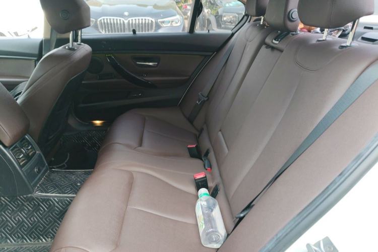 Used BMW 3 Series 2019 320Li Fashion Model Left Rear Seat