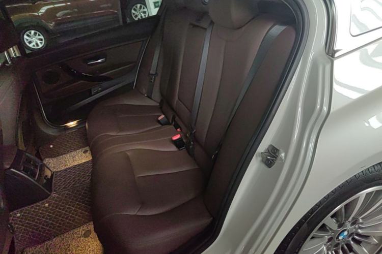 Used BMW 3 Series 2019 320Li Fashion Model Left Rear Seat