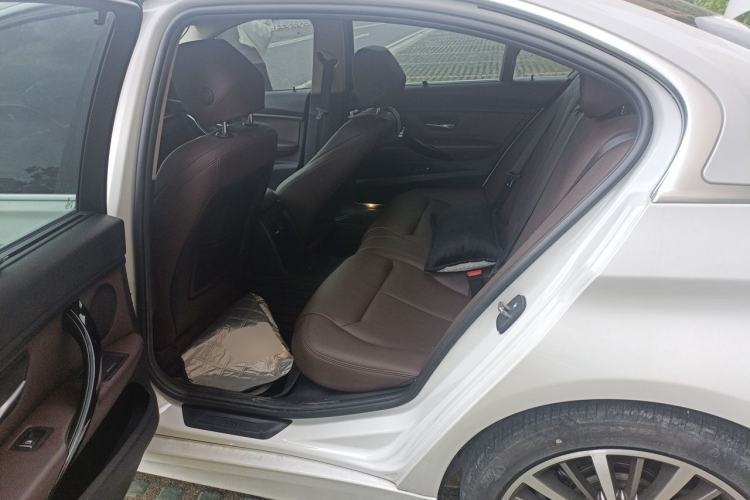 Used BMW 3 Series 2019 320Li Fashion Model Left Rear Seat