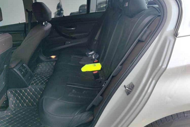Used BMW 3 Series 2019 320Li Fashion Model Left Rear Seat