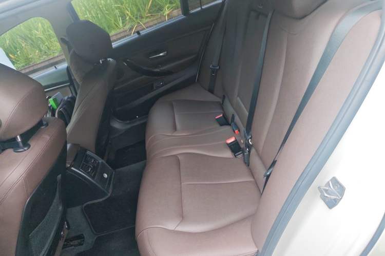 Used BMW 3 Series 2019 320Li M Sport Package Left Rear Seat