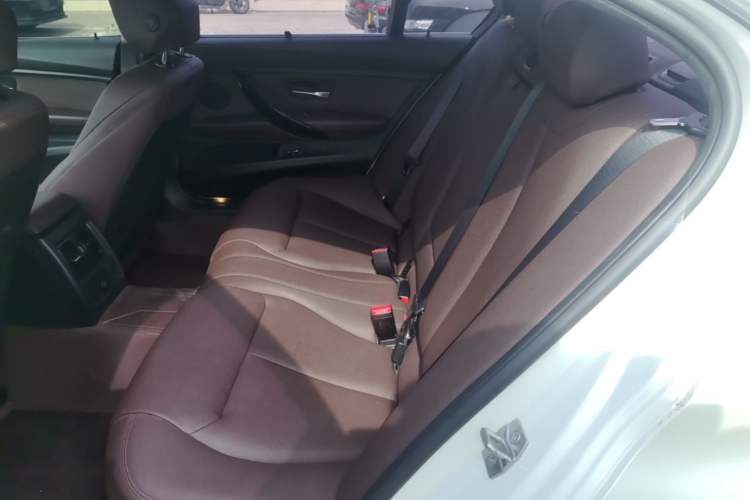Used BMW 3 Series 2019 320Li xDrive Fashion Model Left Rear Seat