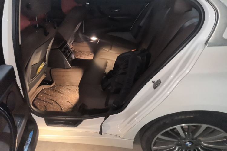 Used BMW 3 Series 2019 320Li Fashion Model Left Rear Seat