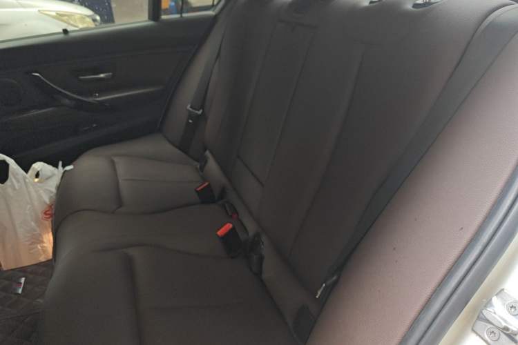 Used BMW 3 Series 2019 320Li M Luxury Package Left Rear Seat