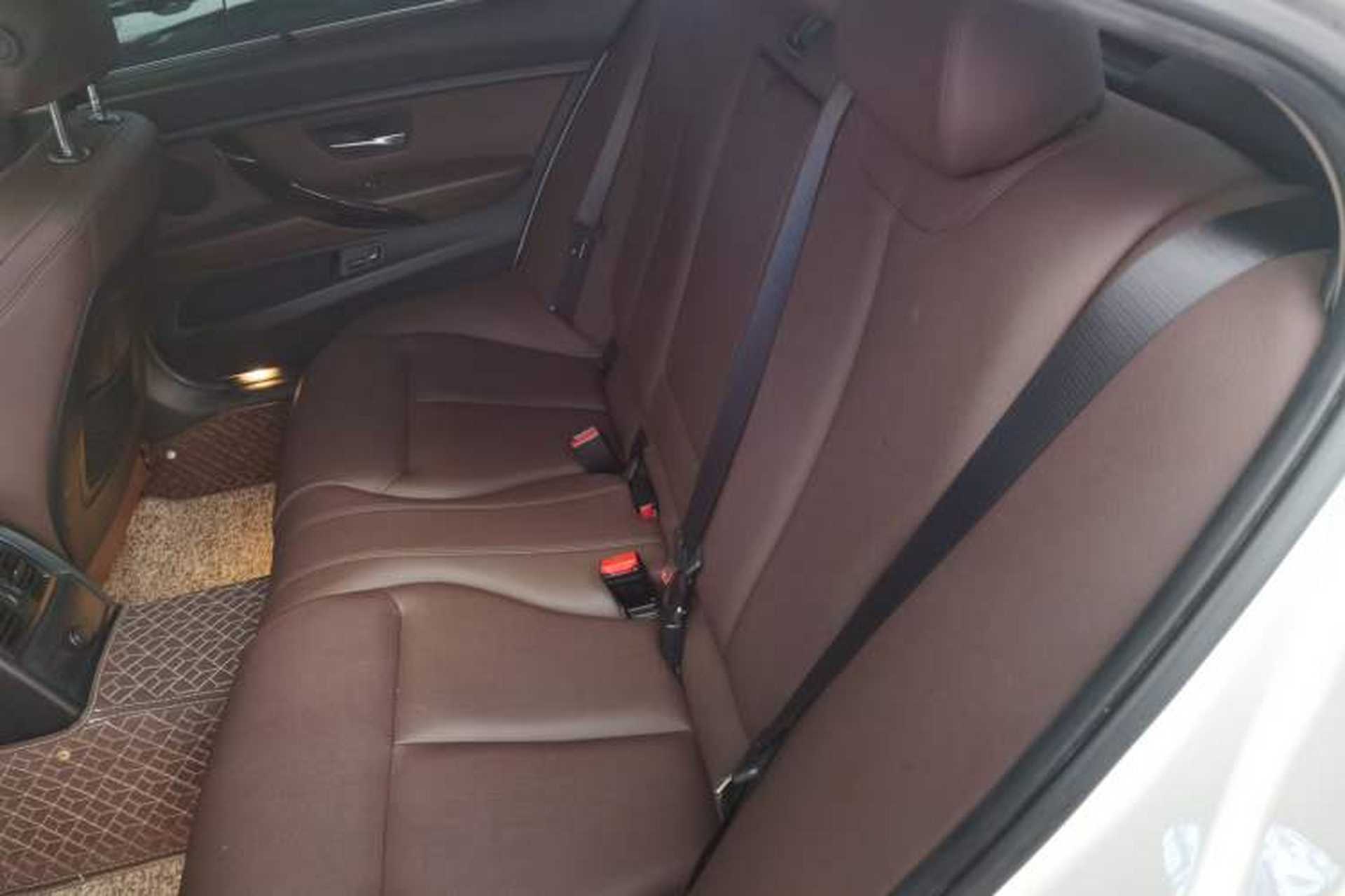 Used BMW 3 Series 2019 320Li Fashion Model Left Rear Seat
