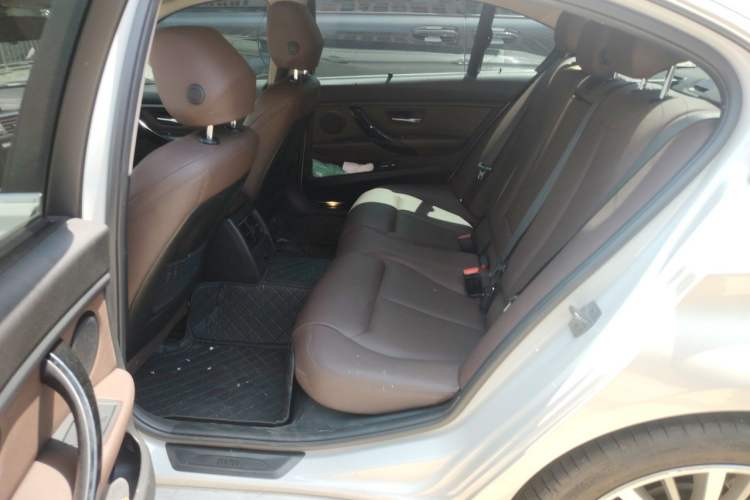 Used BMW 3 Series 2019 320Li Fashion Model Left Rear Seat