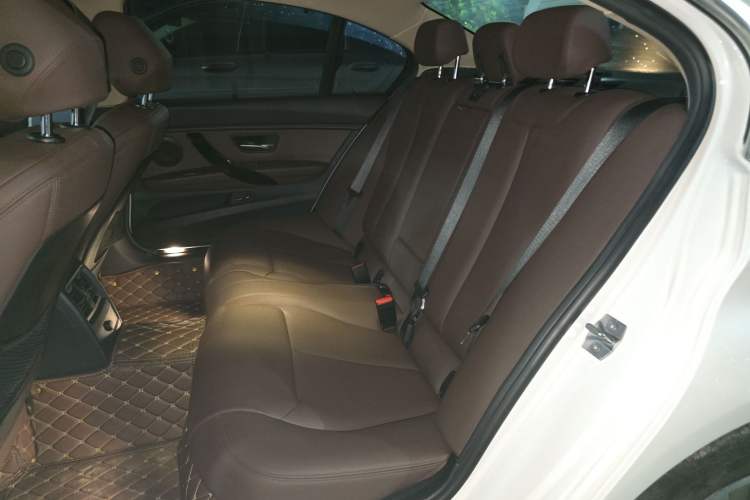 Used BMW 3 Series 2019 320Li Fashion Model Left Rear Seat