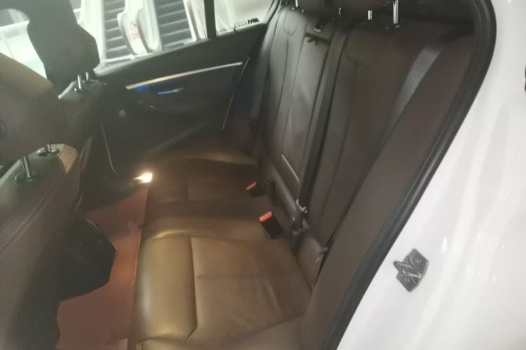 Used BMW 3 Series 2019 320i M Sport Night Edition Left Rear Seat