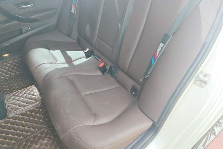 Used BMW 3 Series 2019 320Li Fashion Model Left Rear Seat