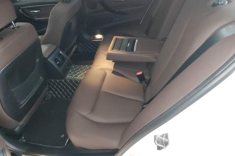 Used BMW 3 Series 2019 320Li Fashion Model Left Rear Seat