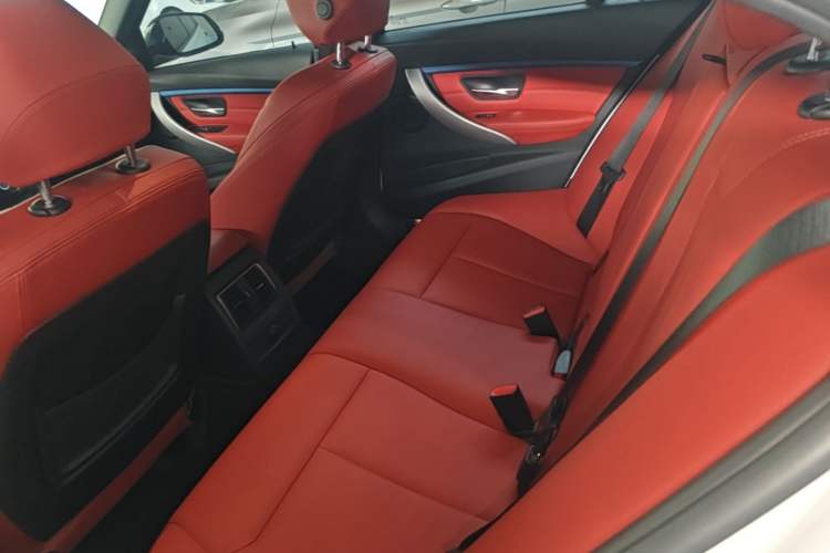 Used BMW 3 Series 2019 320i M Sport Package Left Rear Seat
