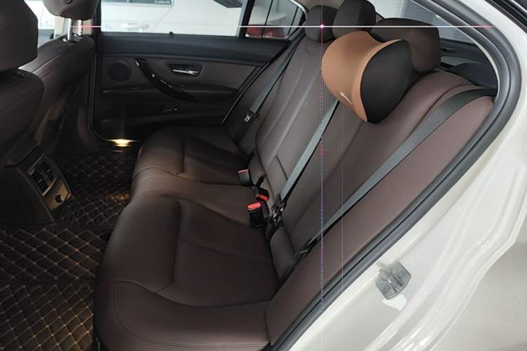 Used BMW 3 Series 2019 320Li M Luxury Package Left Rear Seat