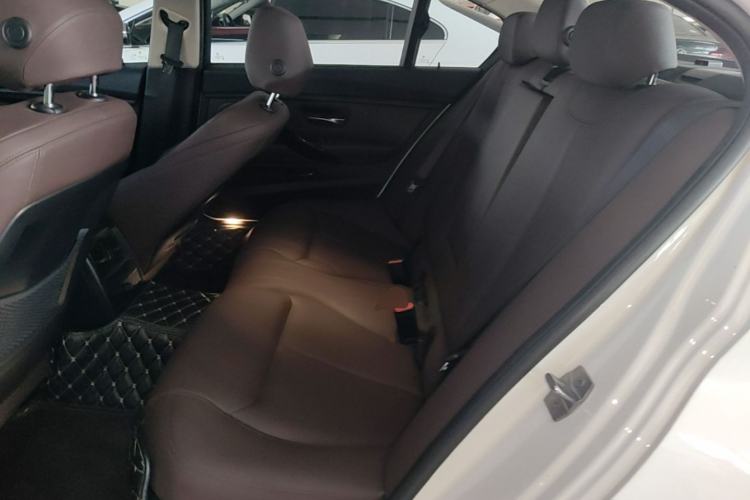 Used BMW 3 Series 2019 320Li M Luxury Package Left Rear Seat