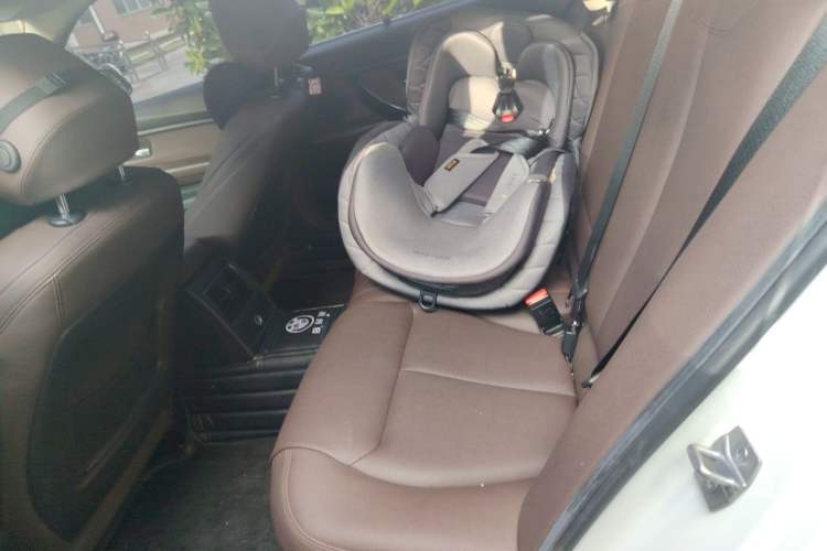 Used BMW 3 Series 2019 320Li Fashion Model Left Rear Seat