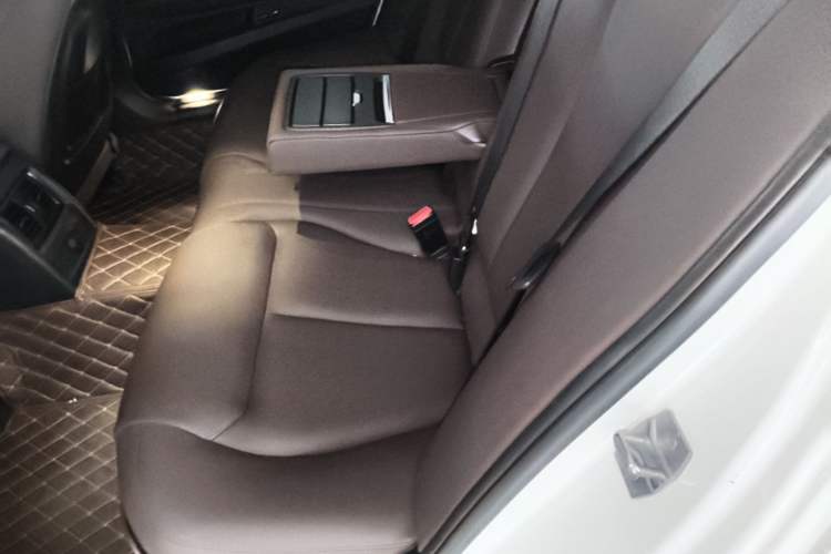 Used BMW 3 Series 2019 320Li Fashion Model Left Rear Seat