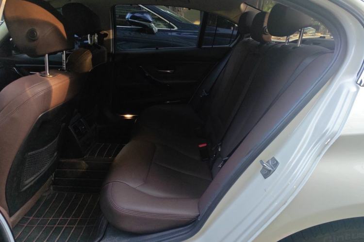 Used BMW 3 Series 2019 320Li Fashion Model Left Rear Seat