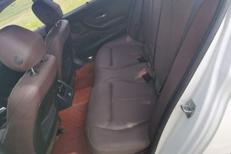 Used BMW 3 Series 2019 320Li Fashion Model Left Rear Seat