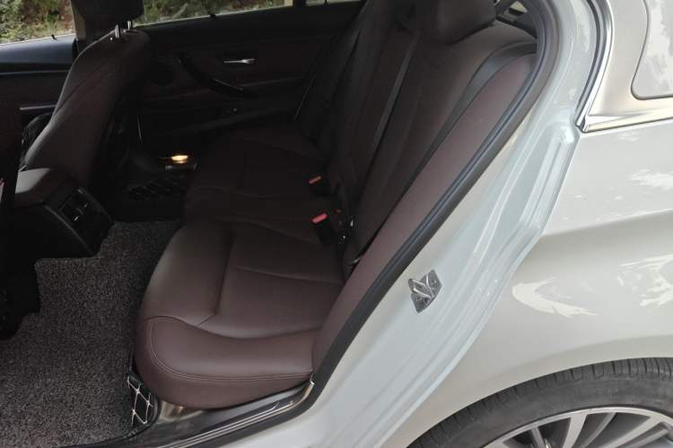 Used BMW 3 Series 2019 320Li xDrive Fashion Model Left Rear Seat