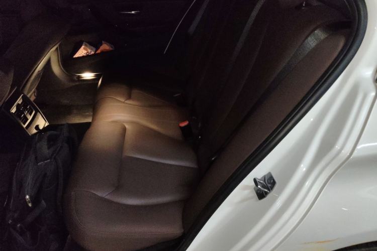 Used BMW 3 Series 2019 320Li Fashion Model Left Rear Seat