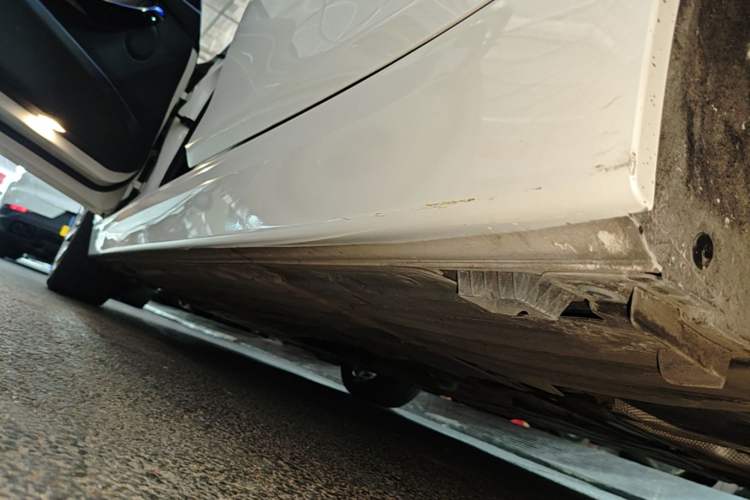 Used BMW 3 Series 2019 320Li Fashion Model Left Side Sill