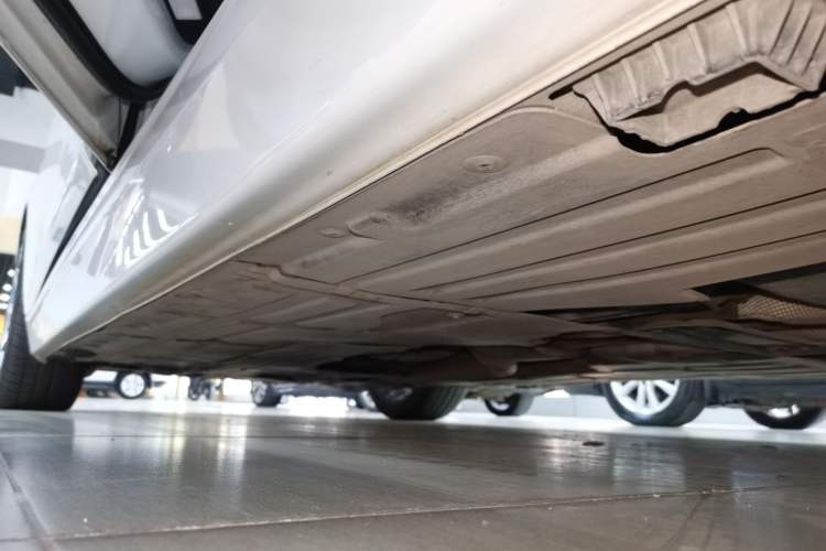 Used BMW 3 Series 2019 320Li Fashion Model Left Side Sill