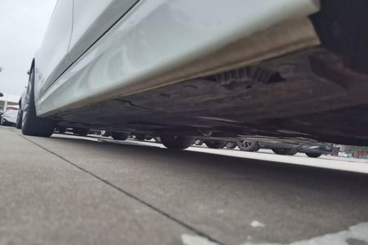 Used BMW 3 Series 2019 320Li Fashion Model Left Side Sill