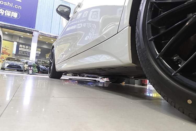 Used BMW 3 Series 2019 320i M Sport Night Edition Left Side Sill