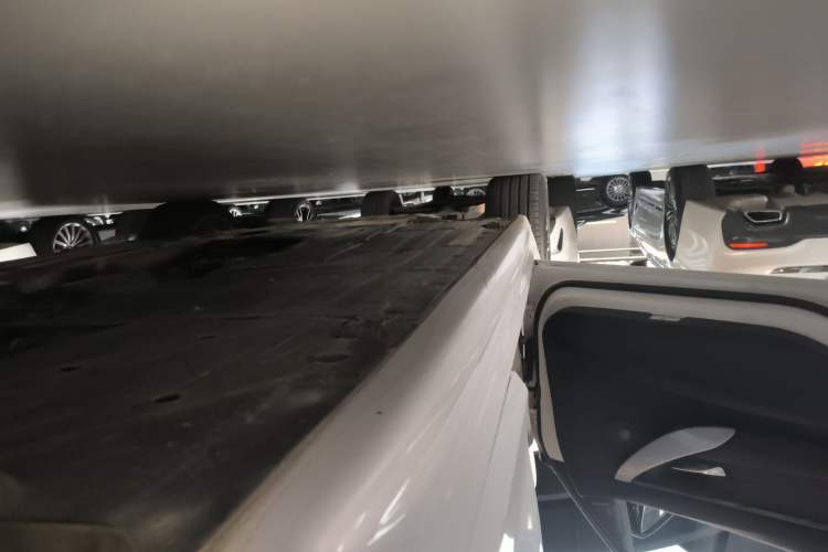 Used BMW 3 Series 2019 320i M Sport Night Edition Left Side Sill