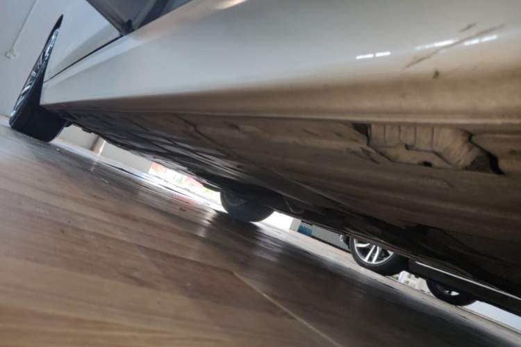 Used BMW 3 Series 2019 320Li Fashion Model Left Side Sill