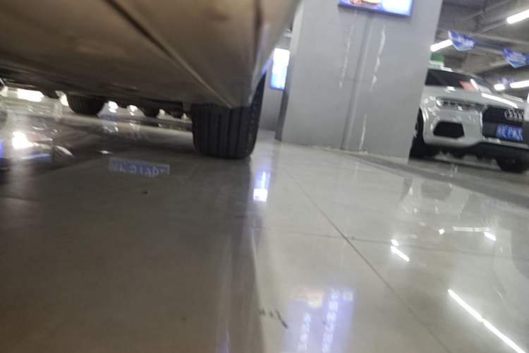 Used BMW 3 Series 2019 320Li Fashion Model Left Side Sill
