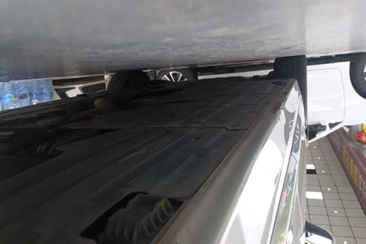 Used BMW 3 Series 2019 320Li Fashion Model Left Side Sill