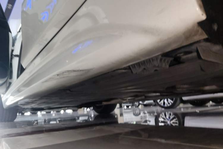 Used BMW 3 Series 2019 320Li M Luxury Package Left Side Sill